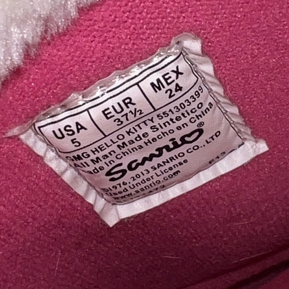 Hello Kitty Girls Snow Boots Size 5 - Picture 8 of 10